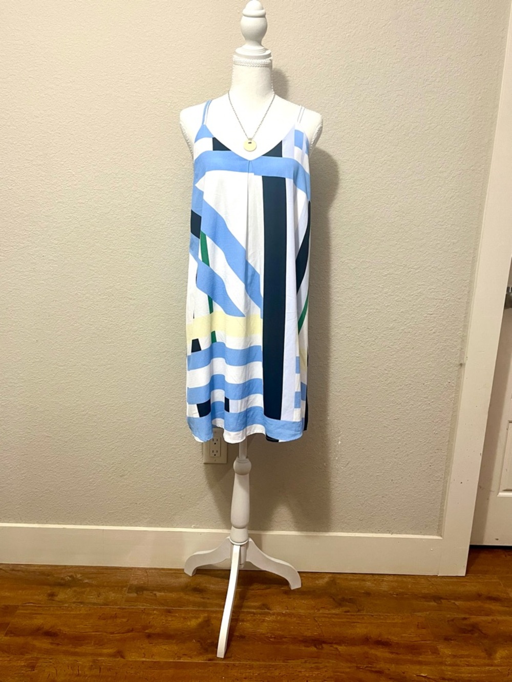 Loveriche Abstract Halter Swing Dress